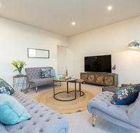Luxury Four Bedroom Apartment - Accommodation Brisbane