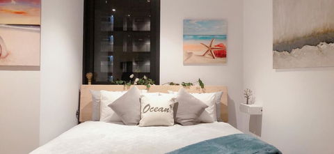 LUXURY KING APARTMENT PARRAMATTA CBD 1 MIN FROM STATION & WESTFIELD Sleeps 4 - Accommodation Brisbane 0