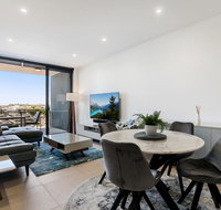 Luxury Living with Panoramic Views - Accommodation Brisbane