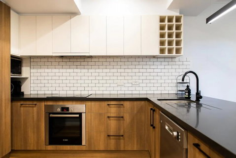 Luxury Spacious 2 Bedroom Fitzroy Apartment - Accommodation Brisbane 1