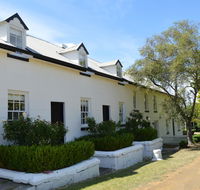 Lythgo's Row Colonial Cottages - Accommodation Brisbane
