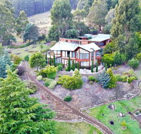 MAGICAL MOUNTAIN RETREAT - 20 mins to CBD and only 10 to MONA - Accommodation Brisbane