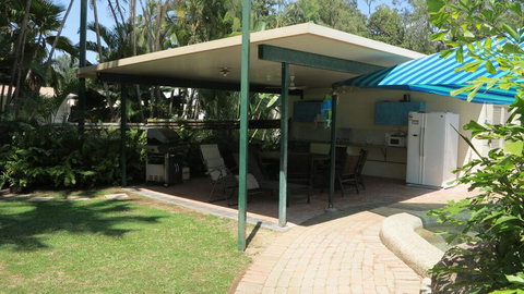 Magnetic Haven Unit 5 - Accommodation Brisbane 2