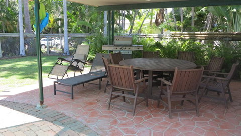 Magnetic Haven Unit 5 - Accommodation Brisbane 3