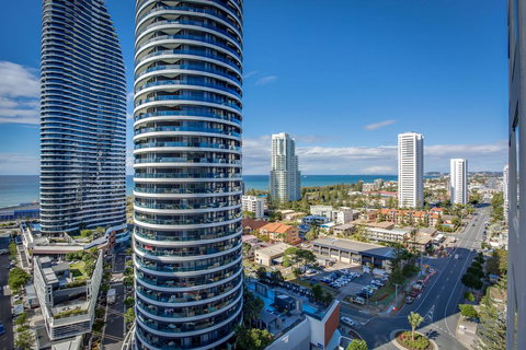 Mantra Broadbeach On The Park - Accommodation Brisbane 2