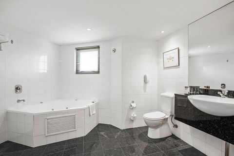 Mantra Parramatta - Accommodation Brisbane 3