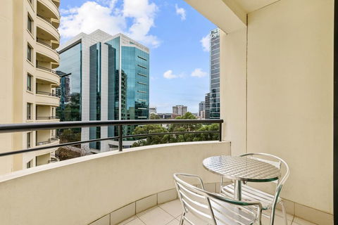Mantra Parramatta - Accommodation Brisbane 1