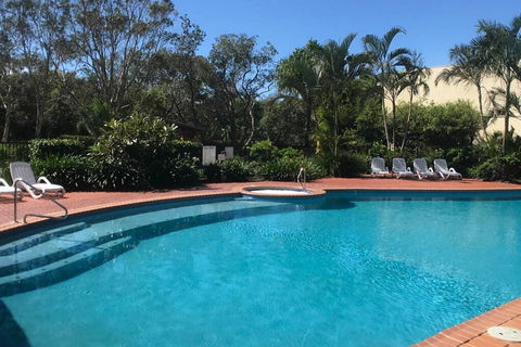Marcoola Beachfront 3BR -Pool-100m To The Beach. - Accommodation Brisbane 3