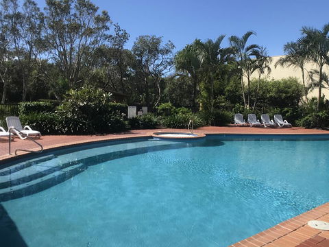 Marcoola Beachfront 3BR -Pool-100m To The Beach. - Accommodation Brisbane 1