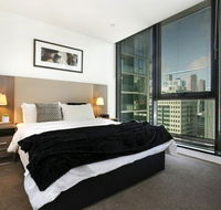 Melbourne CBD 2Bdrm2Bth AptFree ParkGymPool Close to Southern Cross Station - Accommodation Brisbane