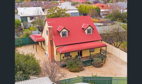 Memory Lane - Accommodation Brisbane 0