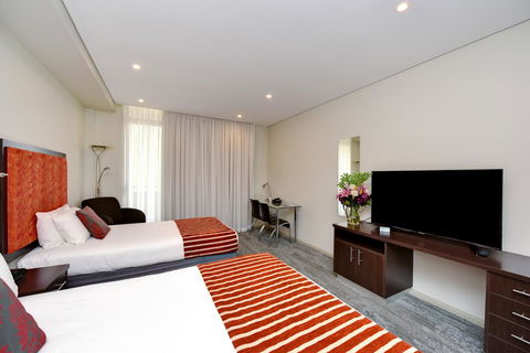 Mercure Centro Port Macquarie - Accommodation Brisbane 1