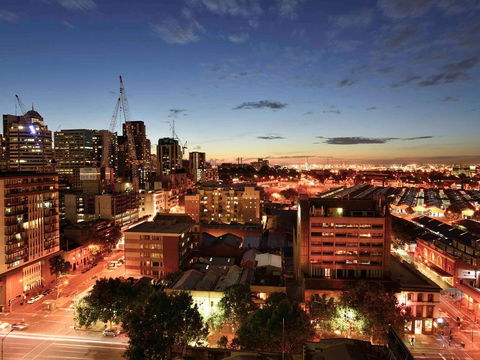 Mercure Melbourne Therry Street - Accommodation Brisbane 0
