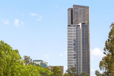 Meriton Suites Church Street, Parramatta - Accommodation Brisbane 1