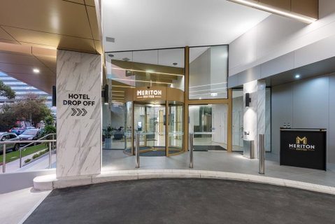 Meriton Suites Coward Street, Mascot - Accommodation Brisbane 3