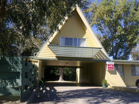 Millers Cottage Motel - Accommodation Brisbane 0