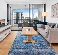 Modern 1-Bed Apartment With Balcony and Leisure Area