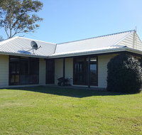 Molly Morgan Vineyard - Accommodation Brisbane