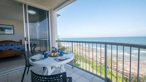 Monterey Lodge Unit 16, 27 Warne Terrace. Kings Beach - Accommodation Brisbane 0