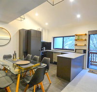 Mowamba F2 - Accommodation Brisbane