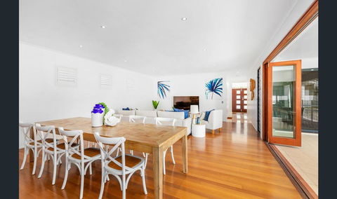 Narrabeen Beach House - Accommodation Brisbane 1
