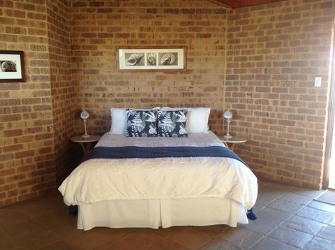Nautilus Retreat Kalbarri B&B - Accommodation Brisbane 1