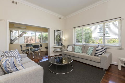Cottesloe Bel-Air Apartment - Accommodation Brisbane 0