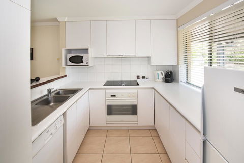 Bayshore Beachside Resort - Accommodation Brisbane 30