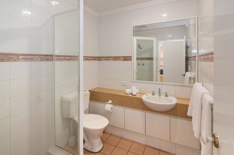 Bayshore Beachside Resort - Accommodation Brisbane 44