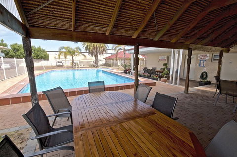 Bunbury Motel And Apartments - Accommodation Brisbane 4