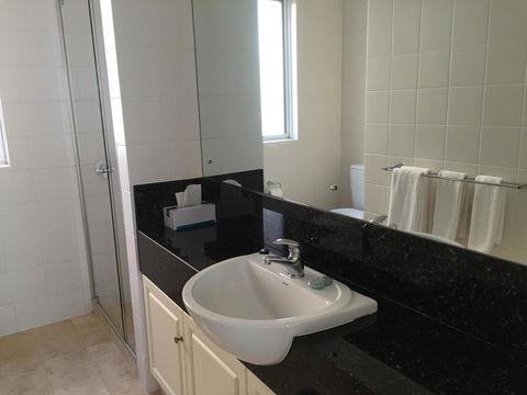 West End District Apartments - Accommodation Brisbane 12