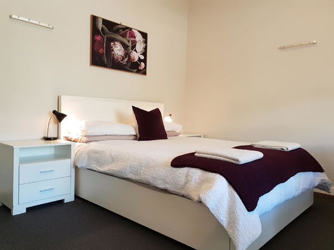 Stirling Apartments - Studio 1 - Accommodation Brisbane 6