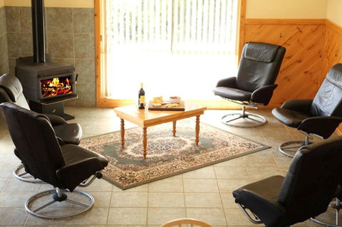 Riverside Retreat Chalets, Walpole - Accommodation Brisbane 9