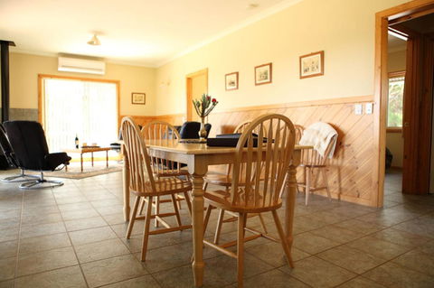 Riverside Retreat Chalets, Walpole - Accommodation Brisbane 10