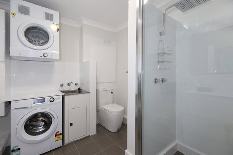 West Beach Lagoon 218 - Outstanding Value! - Accommodation Brisbane 10