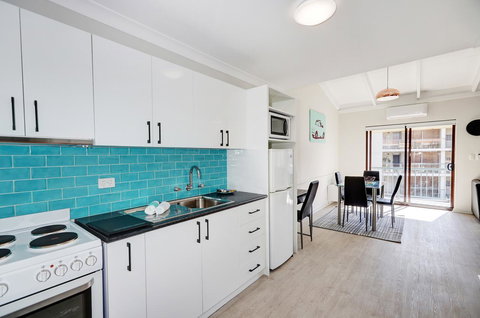 West Beach Lagoon 218 - Outstanding Value! - Accommodation Brisbane 7