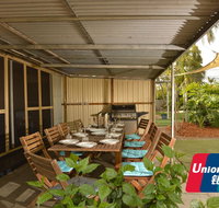 Midgard Cottage - Great location  close to airport - Accommodation Brisbane