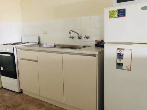 West Beach Lagoon 114 â€“ Ocean Views - Accommodation Brisbane 4