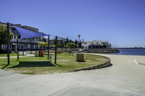 Luxury Suite Bunbury - Accommodation Brisbane 19