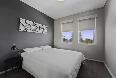 Luxury Suite Bunbury - Accommodation Brisbane 12