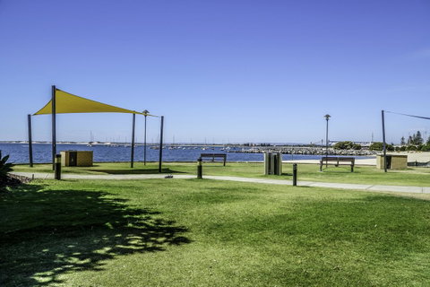Luxury Suite Bunbury - Accommodation Brisbane 20