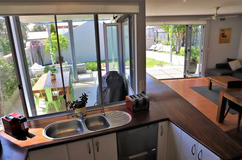 Fremantle Heritage Home For You To Enjoy! - Accommodation Brisbane 7
