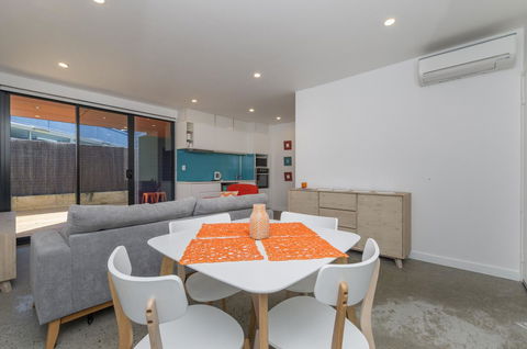 Sunset Place Apartments - Accommodation Brisbane 8