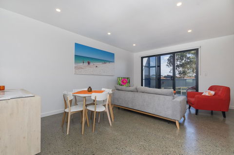 Sunset Place Apartments - Accommodation Brisbane 22