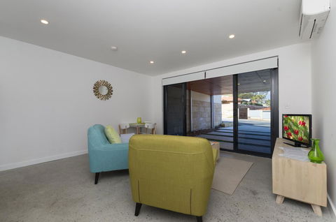 Sunset Place Apartments - Accommodation Brisbane 27