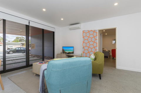 Sunset Place Apartments - Accommodation Brisbane 28