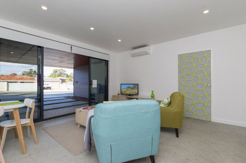 Sunset Place Apartments - Accommodation Brisbane 29