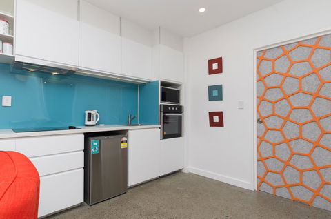 Sunset Place Apartments - Accommodation Brisbane 6