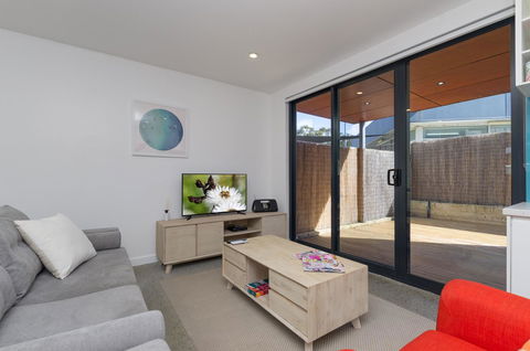 Sunset Place Apartments - Accommodation Brisbane 7