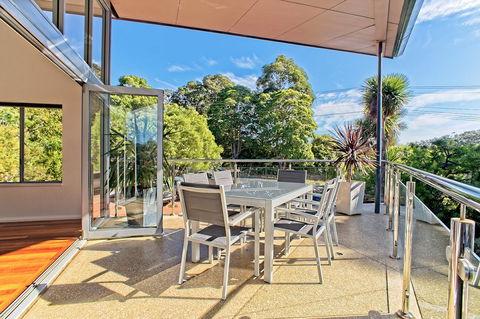 Central Avenue Apartments - Accommodation Brisbane 4